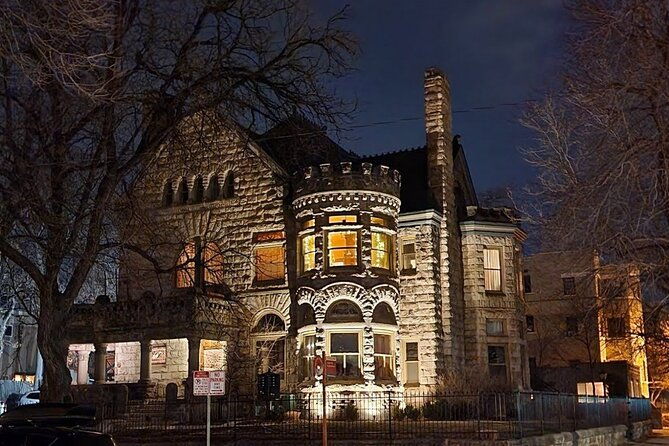 all-inclusive-twilight-ghost-tour-with-a-boozy-twist