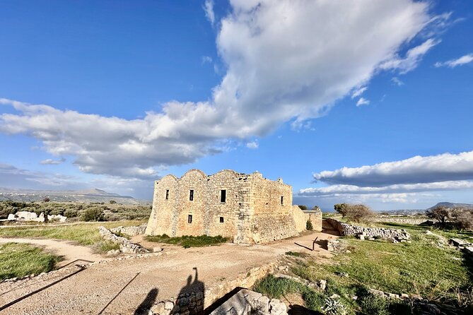 all-year-tour-to-knossos-palace-heraklion-from-chania-rethymno