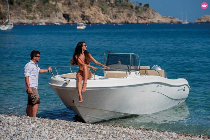 allegra-all21open-motorboat-rental-on-the-amalfi-coast