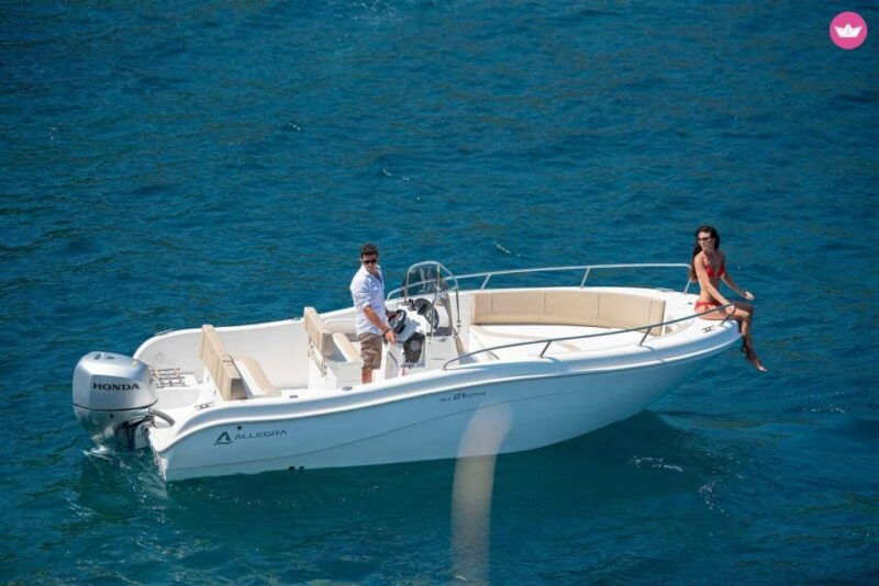 allegra-all21open-motorboat-rental-on-the-amalfi-coast