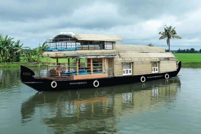 Alleppey: Sunset Houseboat Cruise with Tea and Snacks - Catching the Sunset