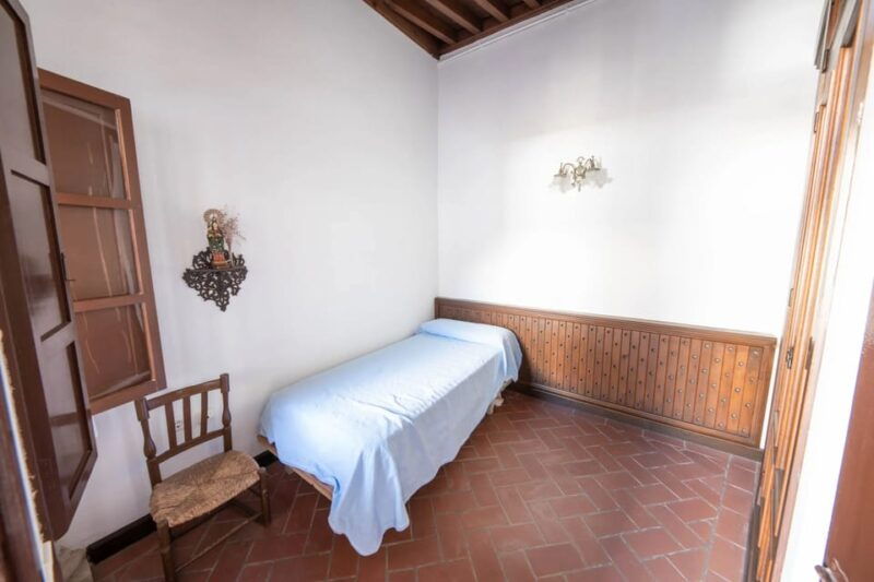almeria-guided-tour-of-the-cathedral-and-monastery-of-las-puras