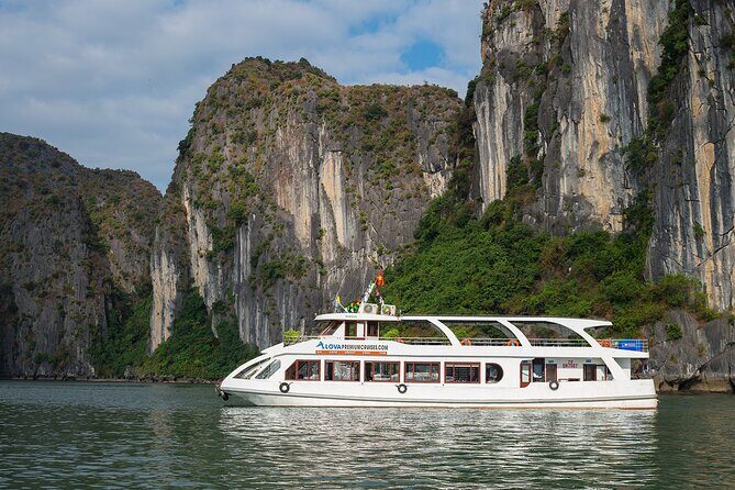 ALOVA CRUISE - PREMIUM DAY CRUISE in HALONG BAY - FROM HANOI - Key Points