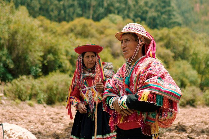 alpaca-walk-natural-dye-tour-a-memorable-full-day-experience