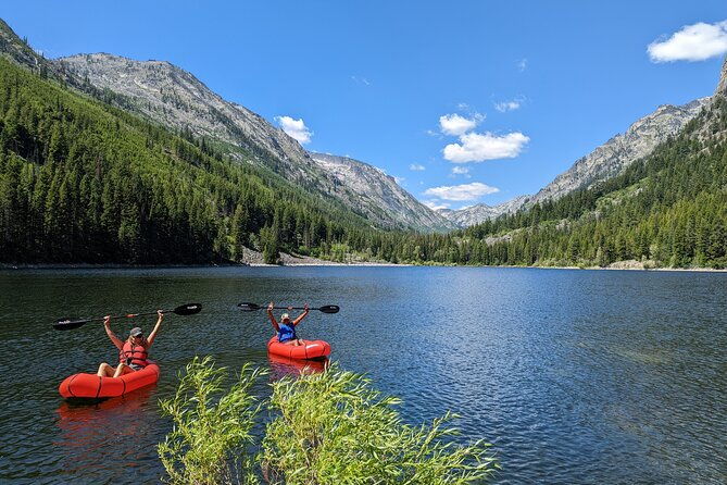 alpine-lake-float-and-guided-hike-in-the-bitterroot-mountains