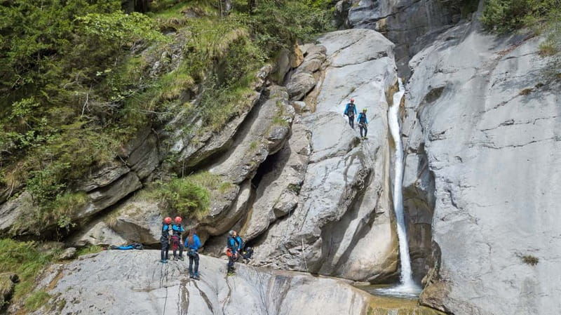 Alpnach: Chli Schliere River Canyoning Action Tour - Key Points