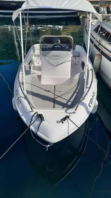 Altea: Boat rental without a license - What’s Included and What to Bring