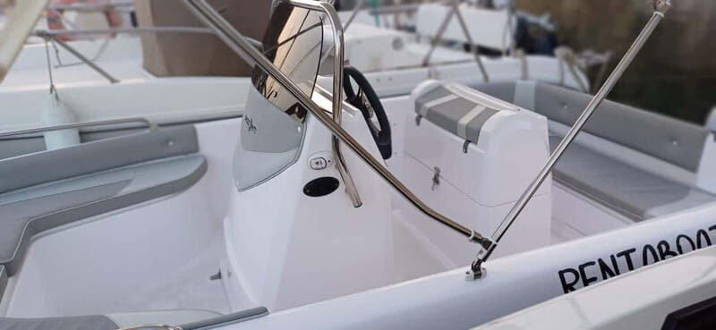 Altea: Boat rental without a license - Who Will Love This Experience?