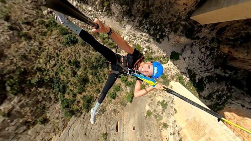 altea-bungee-jumping-in-el-mascarat-canyon