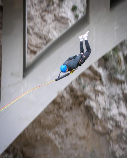 altea-bungee-jumping-in-el-mascarat-canyon