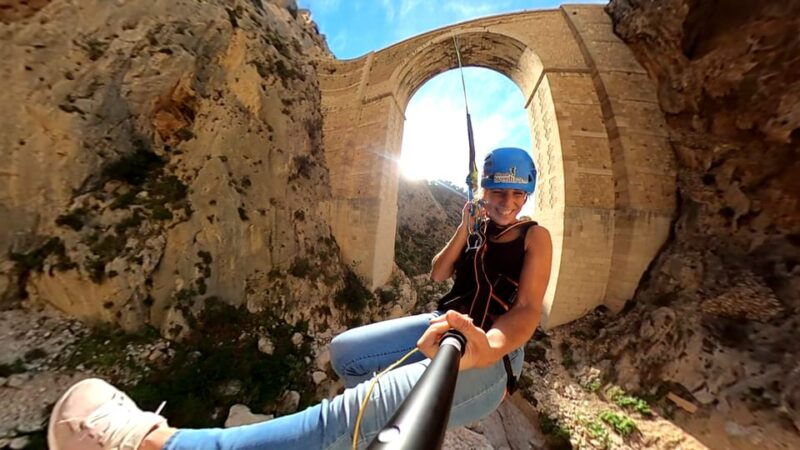 altea-bungee-jumping-in-el-mascarat-canyon