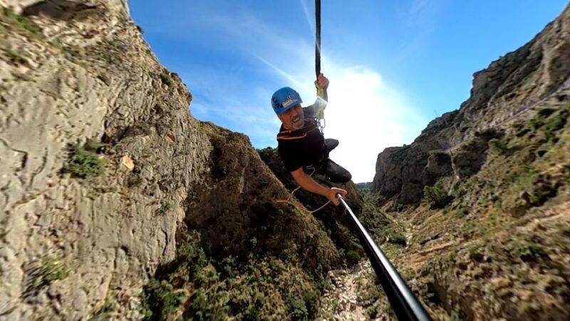 altea-bungee-jumping-in-el-mascarat-canyon
