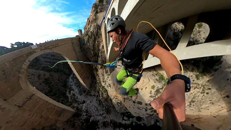 altea-bungee-jumping-in-el-mascarat-canyon