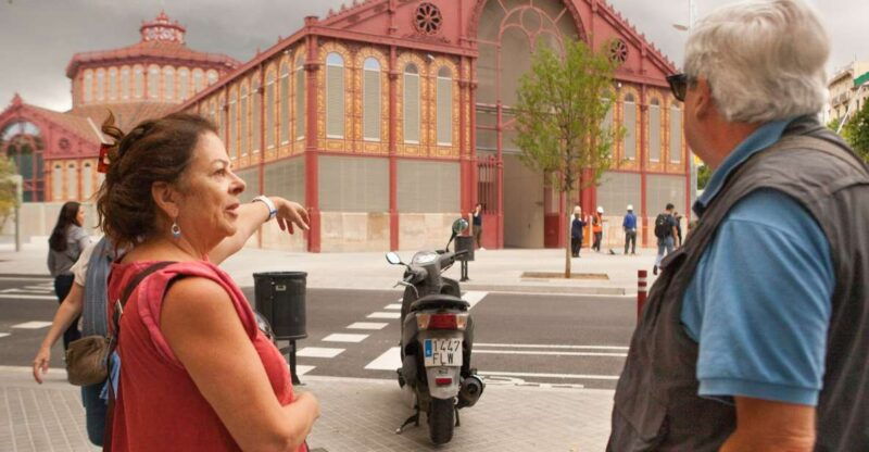 alternative-barcelona-raval-quarter-private-walking-tour