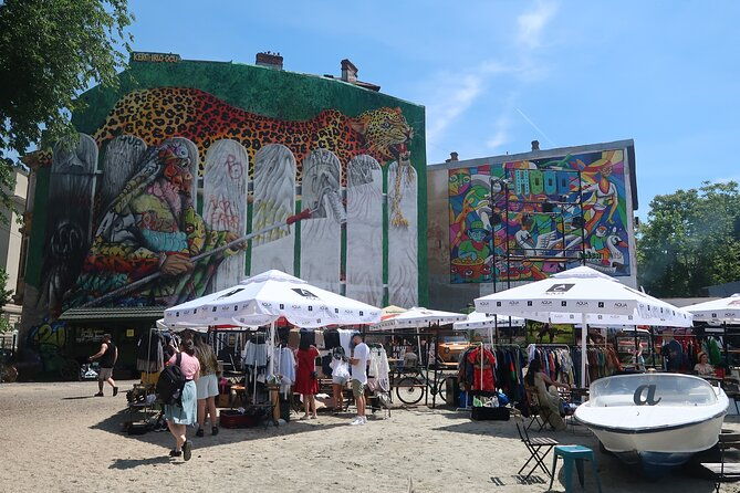 alternative-bucharest-2-5-3-hours-walking-tour-small-groups