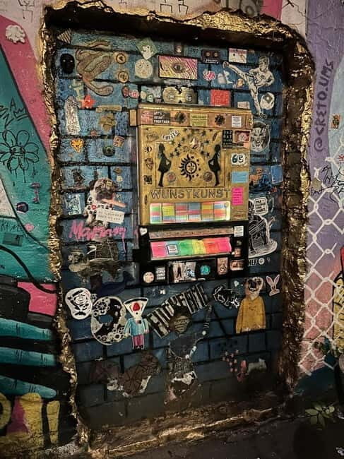 Alternative tour of Berlin in Spanish - In-Depth Look at the Alternative Berlin Tour