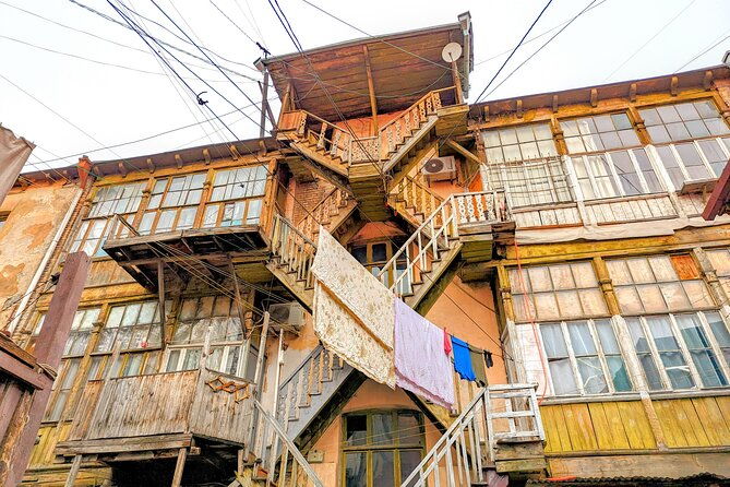 alternative-walking-tour-new-tiflis-and-backstreets