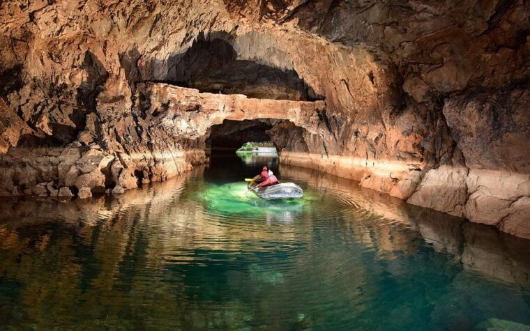 altinbesik-ormana-village-tour-with-boat-tour-in-cave