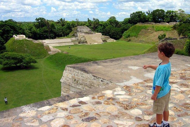 altun-ha-monkey-sanctuary-and-rum-factory-tour-from-belize-city