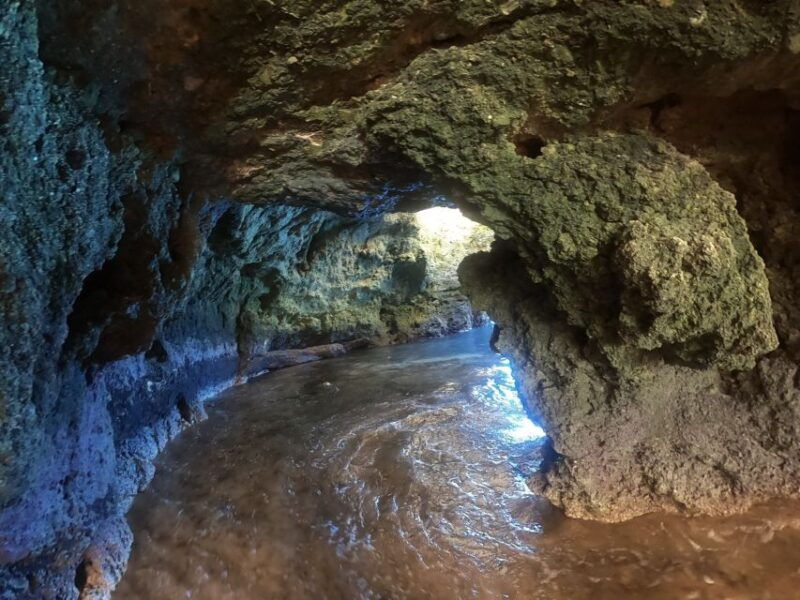 alvor-explore-caves-boat-and-kayak-tour