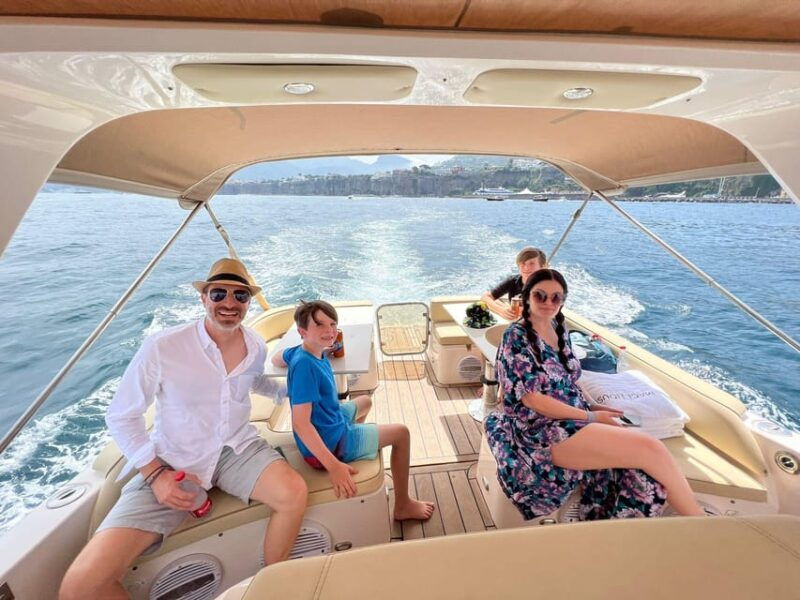 amalfi-coast-all-inclusive-premium-private-boat-tour-2
