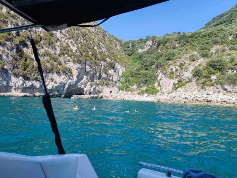 amalfi-coast-all-inclusive-premium-private-boat-tour-2