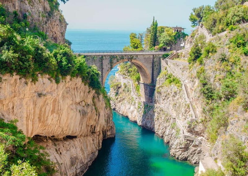 Amalfi Coast: Boat and Snorkeling Tour with Fruit & Drinks - The Experience in Detail