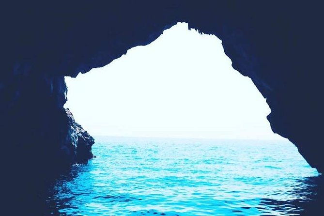 amalfi-coast-boat-tour-small-group