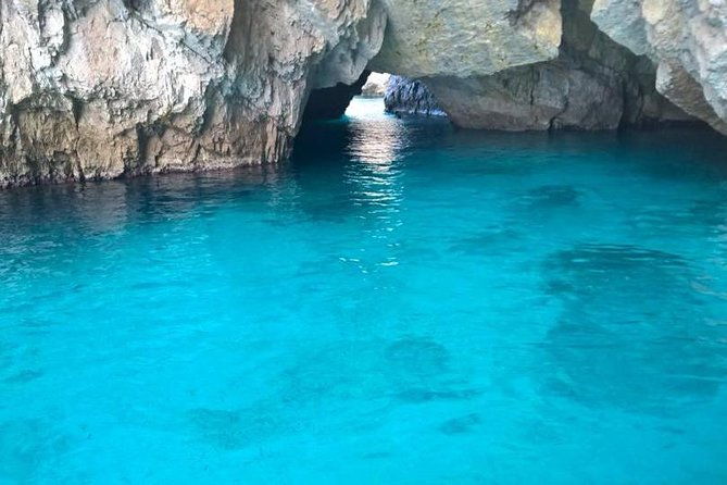 amalfi-coast-boat-tour-small-group