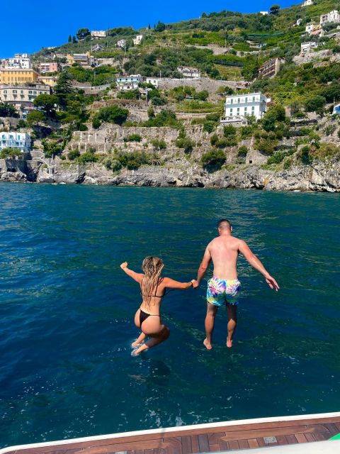 amalfi-coast-boat-tour-with-italian-aperitivo