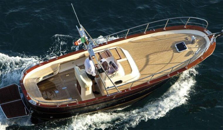 amalfi-coast-boat-tour-with-italian-aperitivo