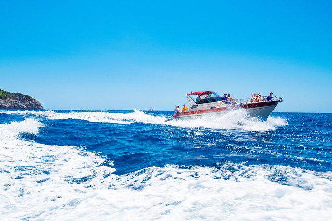 amalfi-coast-boat-tour-with-pickup-from-sorrento-area-hotels