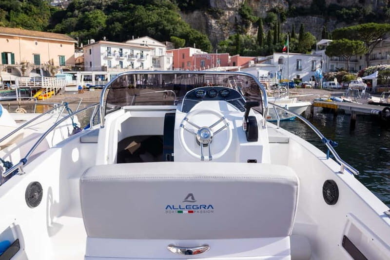 Amalfi Coast by boat: discover Positano, Amalfi, and Sorrento from the sea - Key Points