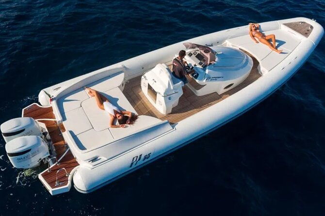 amalfi-coast-capri-li-galli-islands-boat-excursion