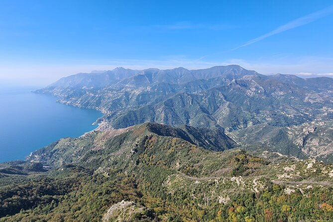amalfi-coast-hike-to-avvocata-monastery
