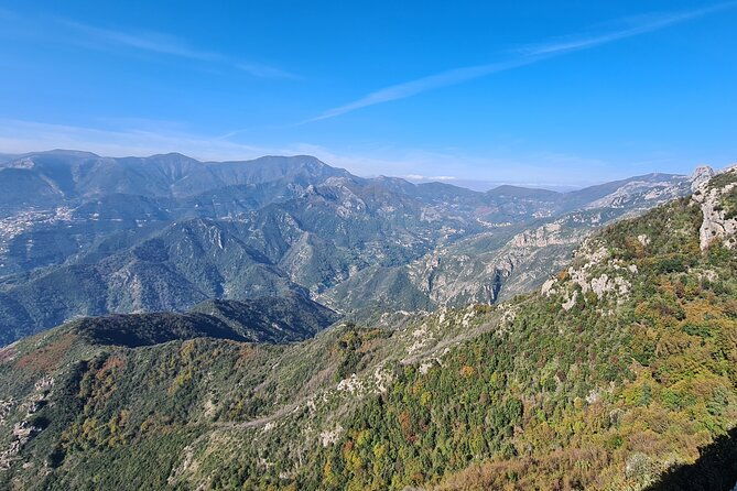 amalfi-coast-hike-to-avvocata-monastery