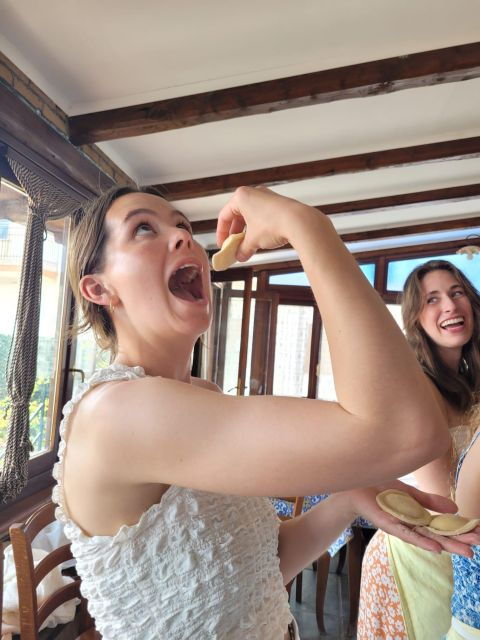 amalfi-coast-make-tagliatelle-and-mozzarella-in-a-farm