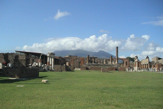 amalfi-coast-pompeii-small-group-with-skip-the-line-tickets