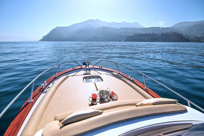 amalfi-coast-private-boat-day-tour-from-sorrento