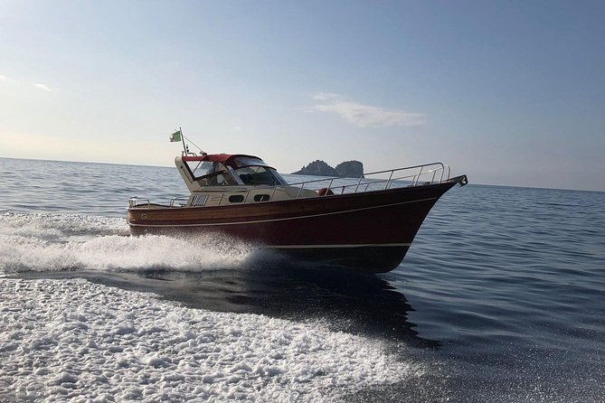 amalfi-coast-private-boat-excursion-from-positano-2
