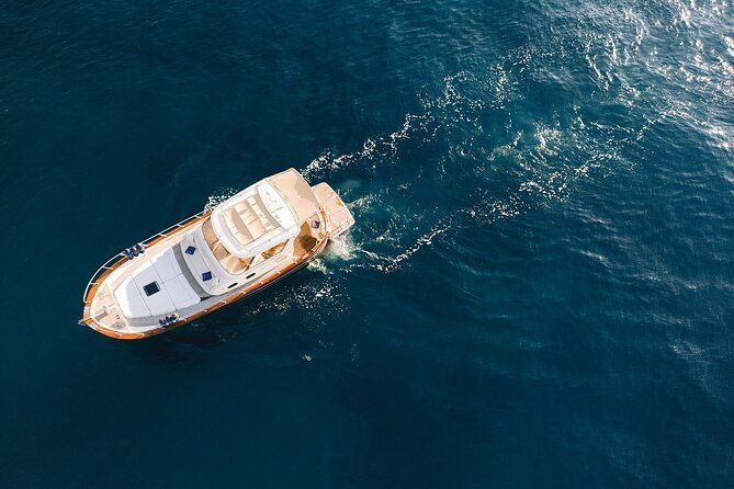 amalfi-coast-private-boat-tour-from-praiano-or-positano