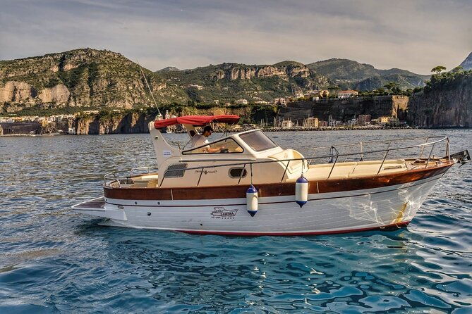 amalfi-coast-private-boat-tour-from-sorrento-acquamarina-848-coupe