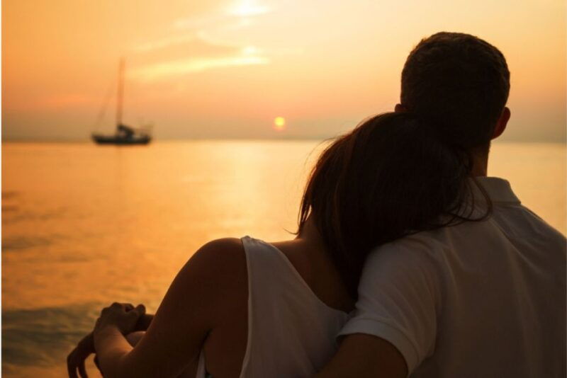 amalfi-coast-private-romantic-cruise-aperitif