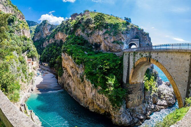 amalfi-coast-private-tour-from-sorrento-with-driver