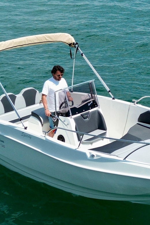amalfi-coast-rent-a-boat-without-a-licence-explore