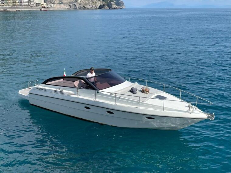 amalfi-coast-scenic-boat-private-tour-with-aperitif