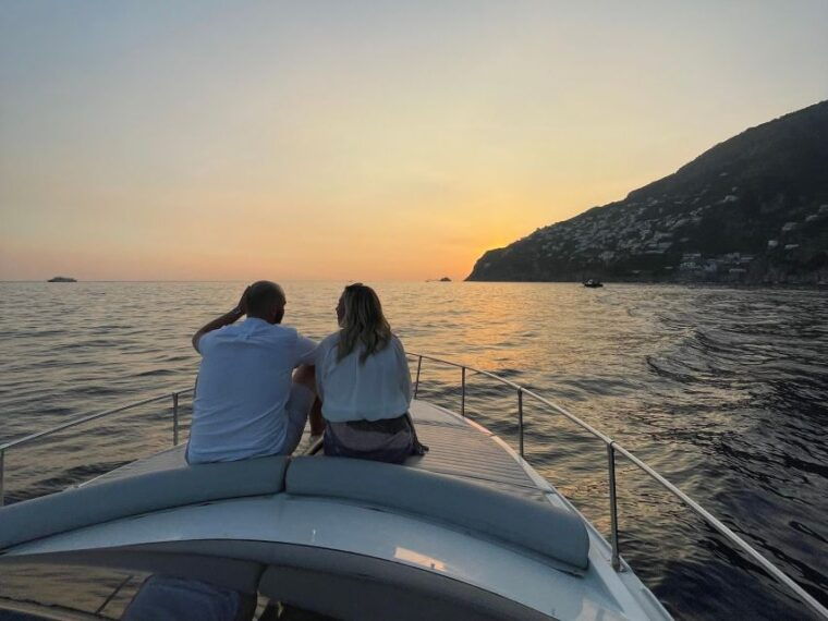 amalfi-coast-scenic-boat-private-tour-with-aperitif