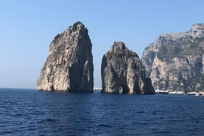 amalfi-coast-sharing-boat-tour