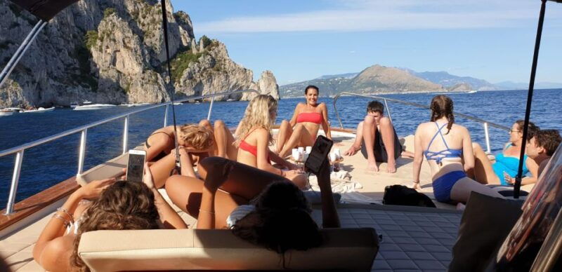 amalfi-coast-small-group-boat-day-trip-from-sorrento