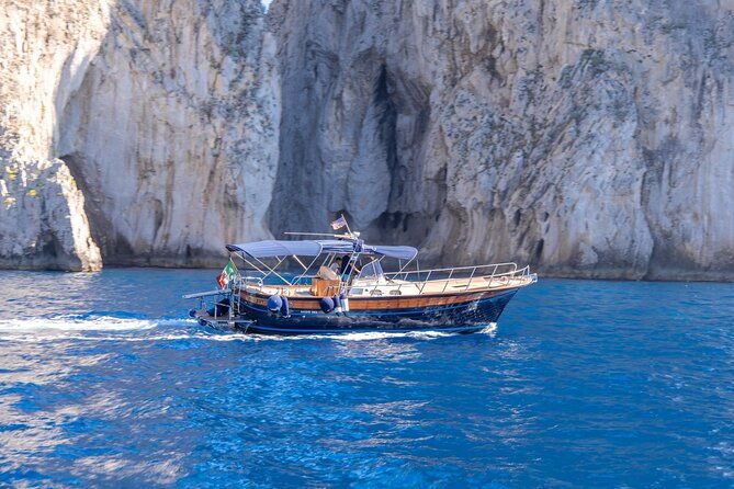amalfi-coast-small-group-boat-tour-from-sorrento